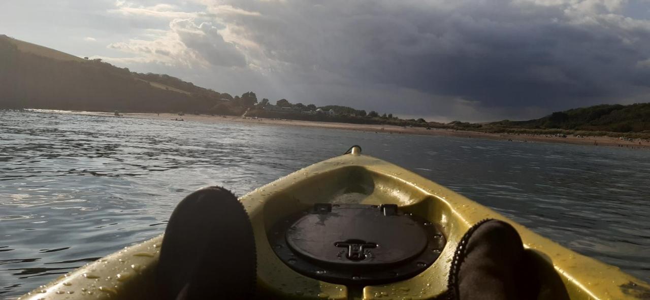 Lamphey Galwad Y Mor A Coastal Escape In Pembrokeshire'S National Parks 빌라 외부 사진